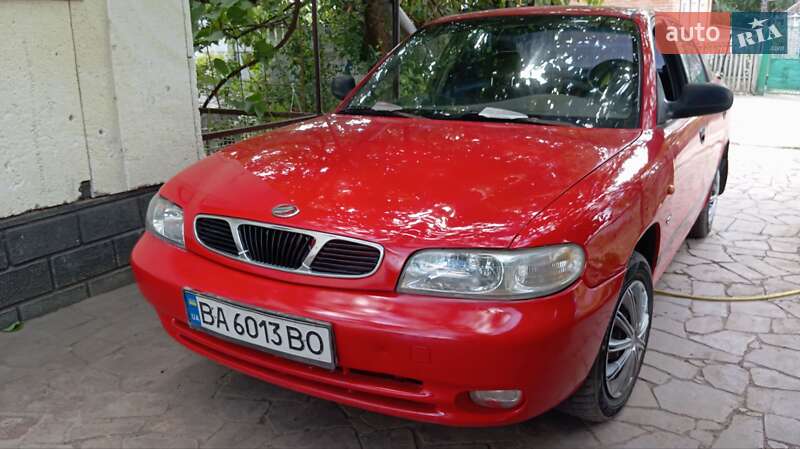 Daewoo Nubira 1998