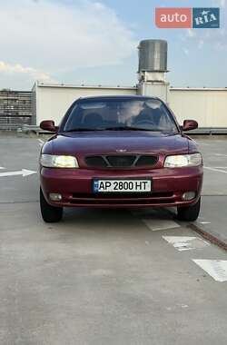 Седан Daewoo Nubira 1998 в Києві