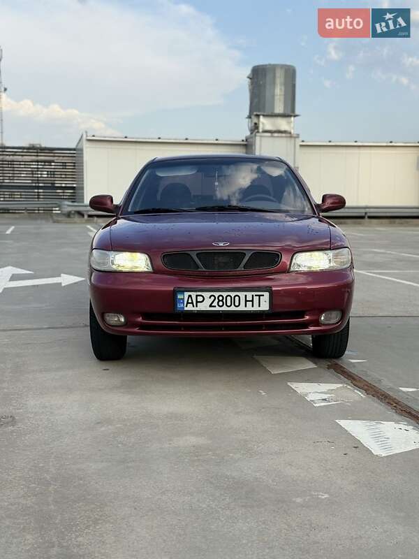Седан Daewoo Nubira 1998 в 