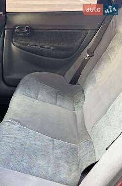 Седан Daewoo Nubira 1998 в 