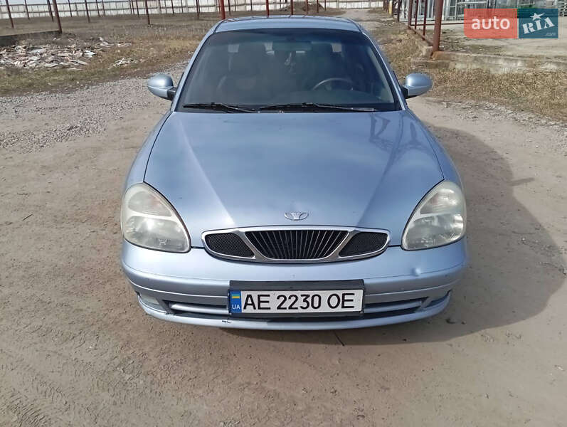 Седан Daewoo Nubira 2003 в Ізюмі