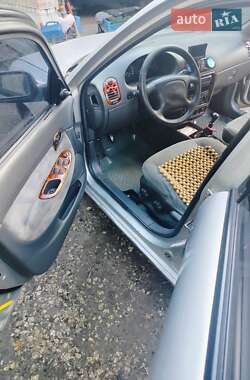 Седан Daewoo Nubira 1999 в 