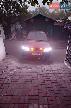 Седан Daewoo Nubira 1998 в Городке
