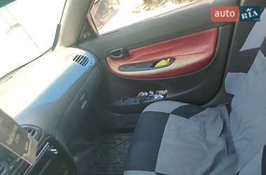 Седан Daewoo Nubira 1998 в 