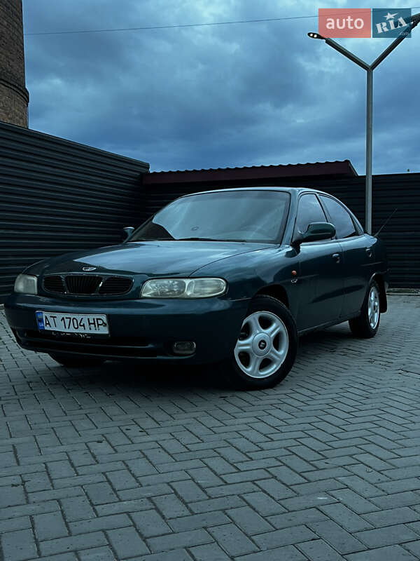 Седан Daewoo Nubira 1997 в Ивано-Франковске