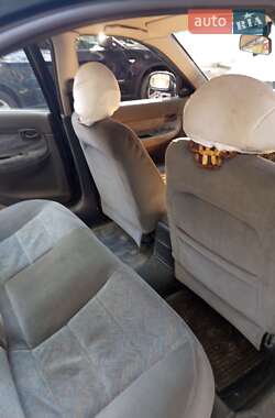 Седан Daewoo Nubira 1998 в Одессе