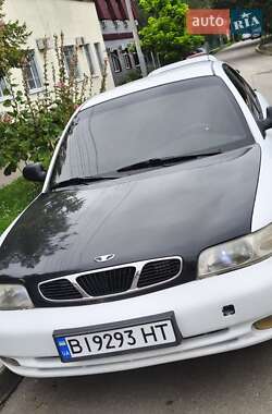 Седан Daewoo Nubira 1999 в Полтаве