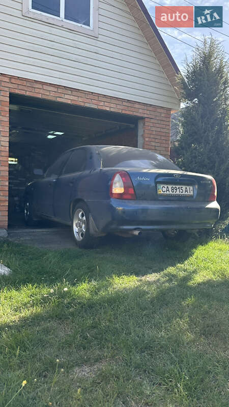 Седан Daewoo Nubira 1998 в Черкассах