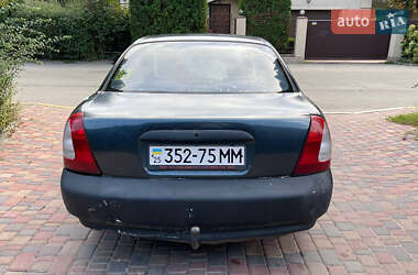Седан Daewoo Nubira 1999 в 