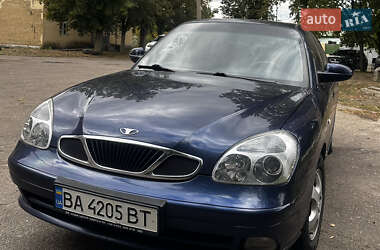Седан Daewoo Nubira 2001 в Краматорську