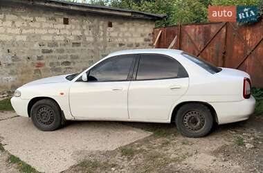 Седан Daewoo Nubira 1998 в 