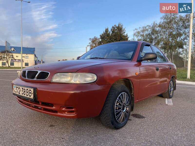 Седан Daewoo Nubira 1998 в 