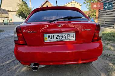 Хетчбек Daewoo Nubira 1998 в 