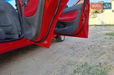 Хетчбек Daewoo Nubira 1998 в 