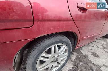 Седан Daewoo Nubira 2001 в 
