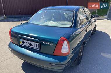 Седан Daewoo Nubira 1998 в 