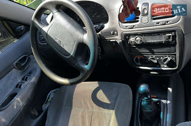 Седан Daewoo Nubira 1998 в 