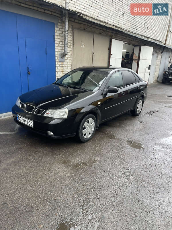 Седан Daewoo Nubira 2003 в 