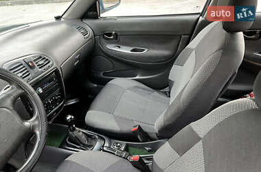 Седан Daewoo Nubira 1998 в 