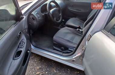 Седан Daewoo Nubira 1998 в 
