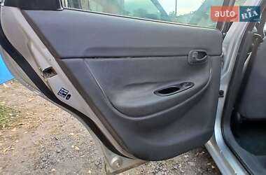 Седан Daewoo Nubira 1998 в 