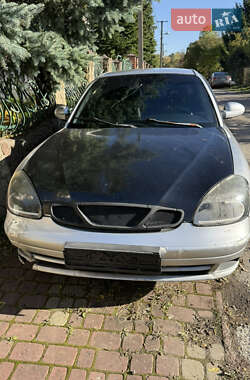 Седан Daewoo Nubira 2002 в Львові
