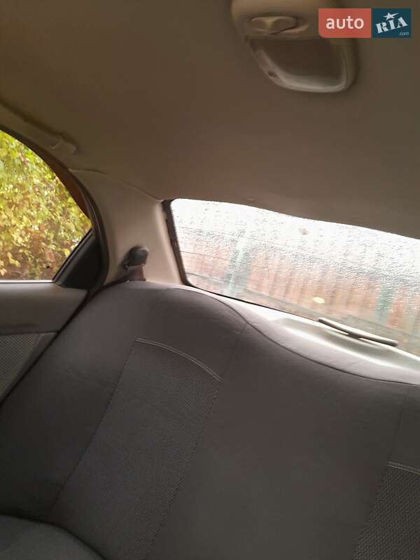 Седан Daewoo Nubira 1998 в Чернигове фото 6 Седан Daewoo Nubira 1998 в Чернигове