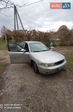 Седан Daewoo Nubira 1998 в Бедевле