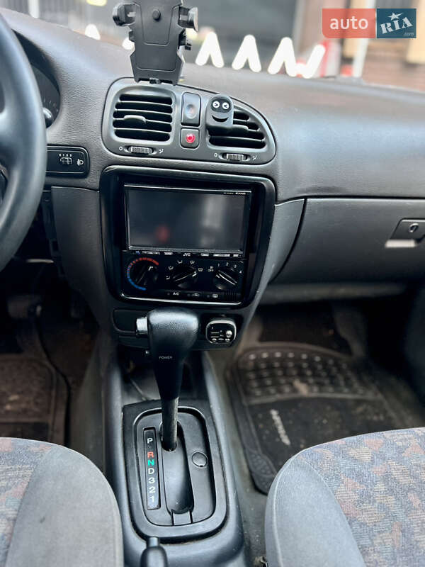 Універсал Daewoo Nubira 1999 в Харкові