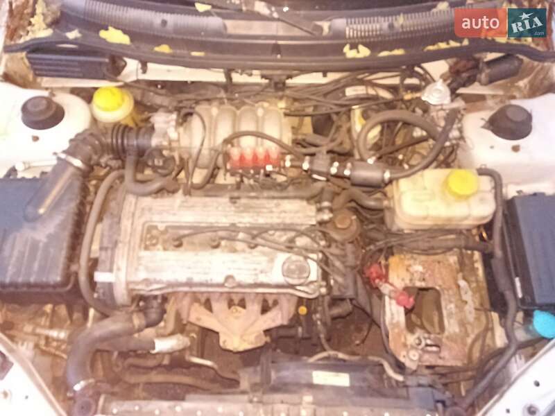 Седан Daewoo Nubira 2003 в Києві