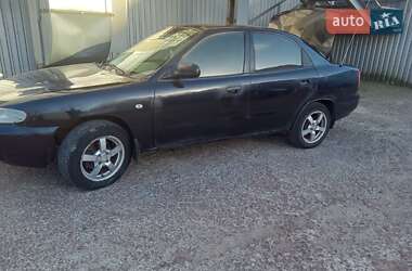 Седан Daewoo Nubira 1998 в Киеве