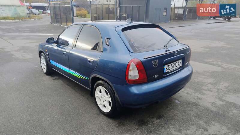 Хетчбек Daewoo Nubira 1998 в Дніпрі
