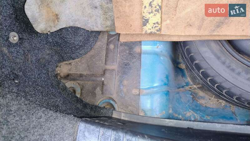 Хетчбек Daewoo Nubira 1998 в Дніпрі