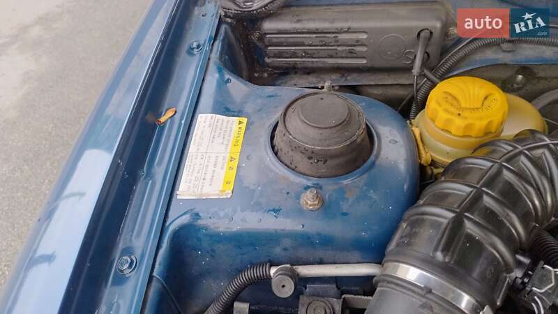 Хетчбек Daewoo Nubira 1998 в Дніпрі