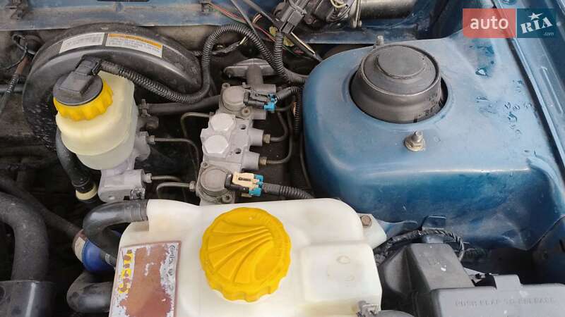 Хетчбек Daewoo Nubira 1998 в Дніпрі