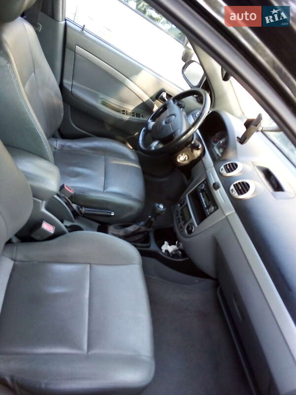 Универсал Daewoo Nubira 2004 в Кропивницком фото Универсал Daewoo Nubira 2004 в Кропивницком