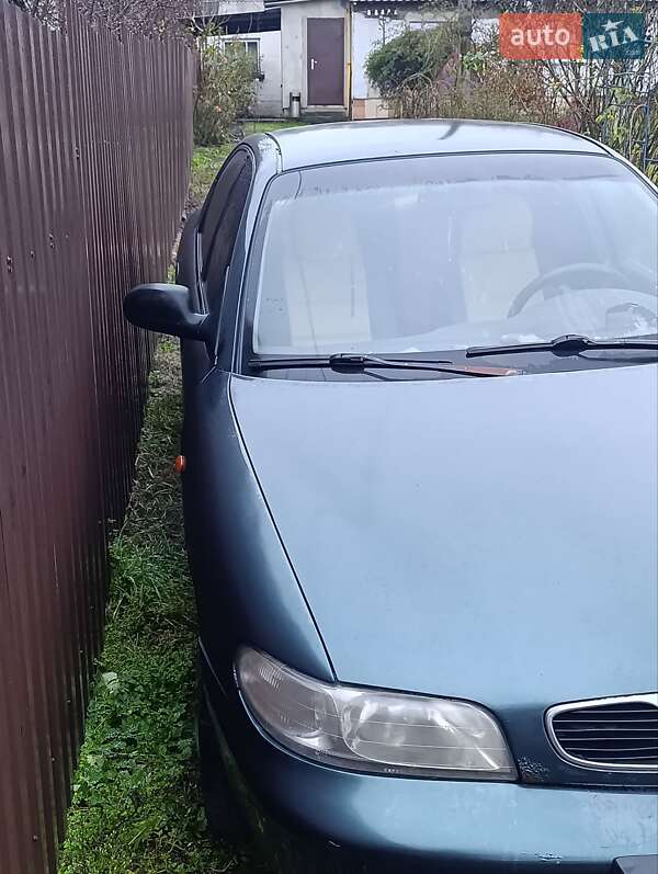 Седан Daewoo Nubira 1998 в Ірпені