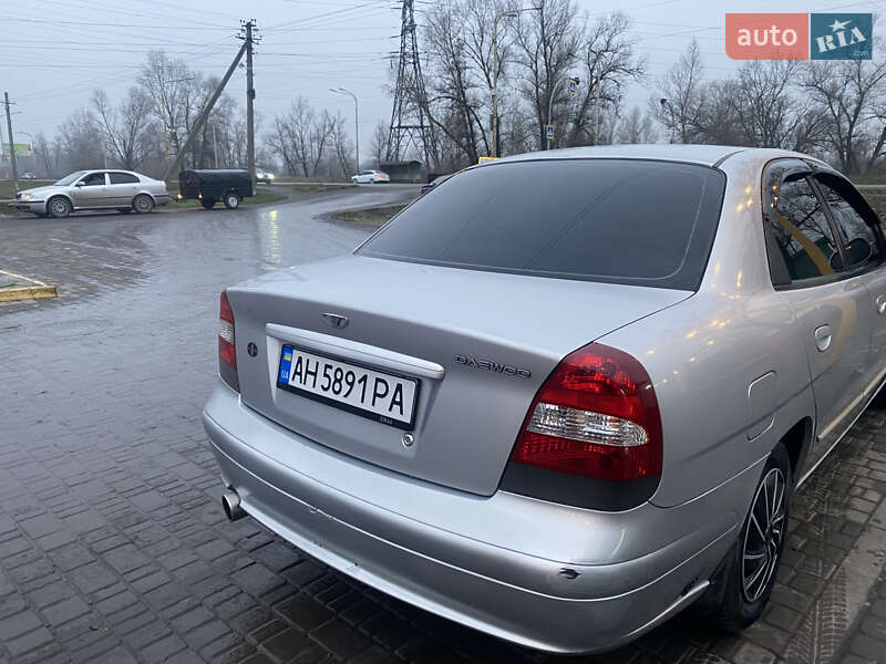 Седан Daewoo Nubira 2002 в Павлограде