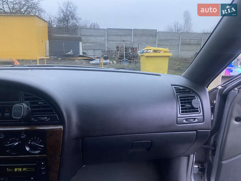 Седан Daewoo Nubira 2002 в Павлограде