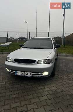 Седан Daewoo Nubira 1998 в Луцке