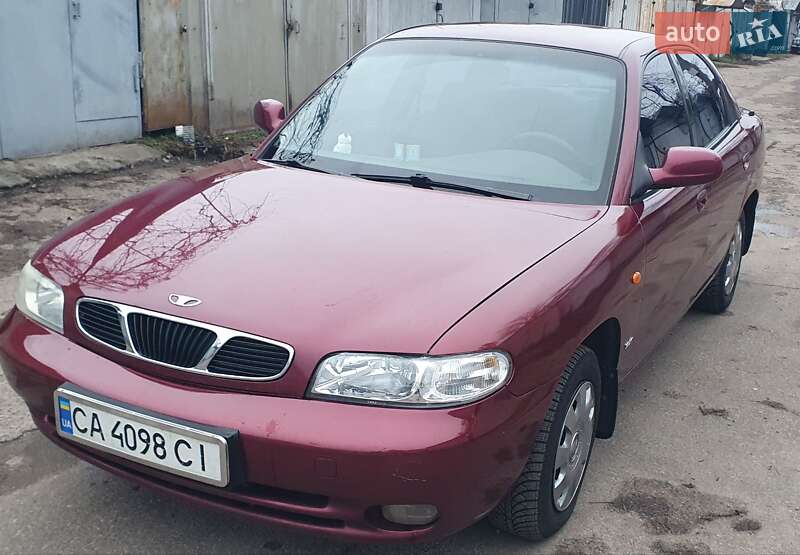 Седан Daewoo Nubira 1999 в Черкассах
