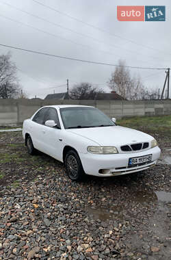 Седан Daewoo Nubira 1998 в Знаменке