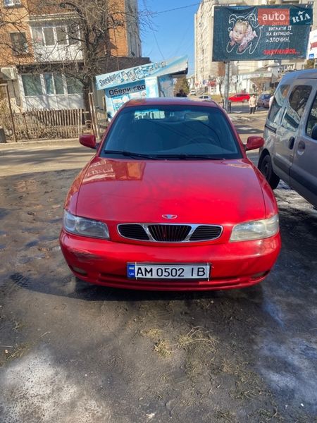 Седан Daewoo Nubira 1998 в Бердичеве