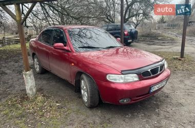 Седан Daewoo Nubira 1998 в Ахтырке