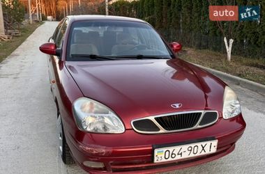 Седан Daewoo Nubira 2001 в Хмельницком