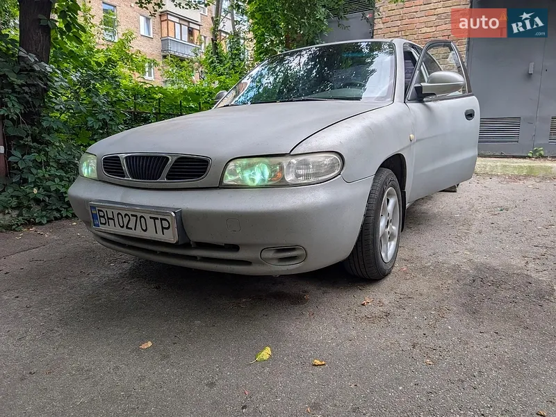 Daewoo Nubira 1998