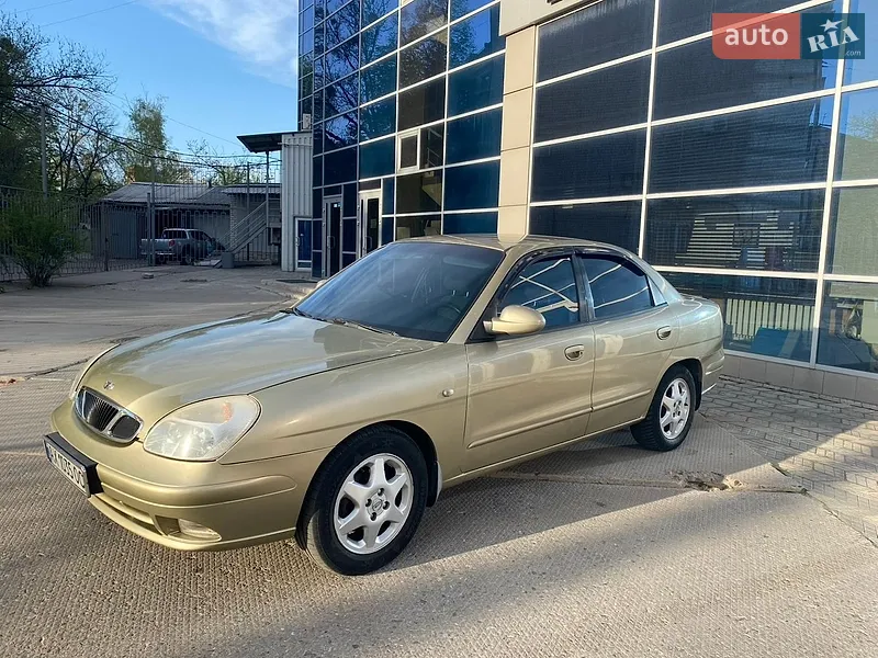 Daewoo Nubira