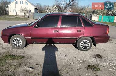 Седан Daewoo Racer 1995 в 