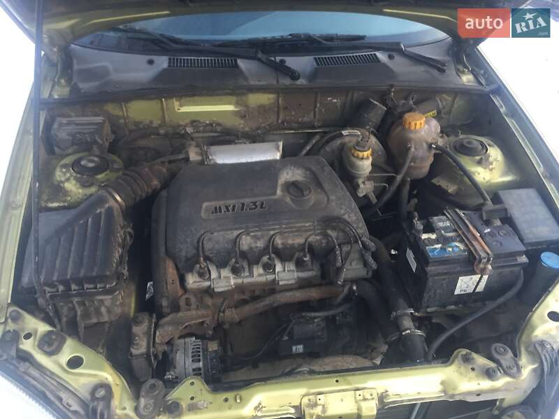 Седан Daewoo Sens 2006 в Львове