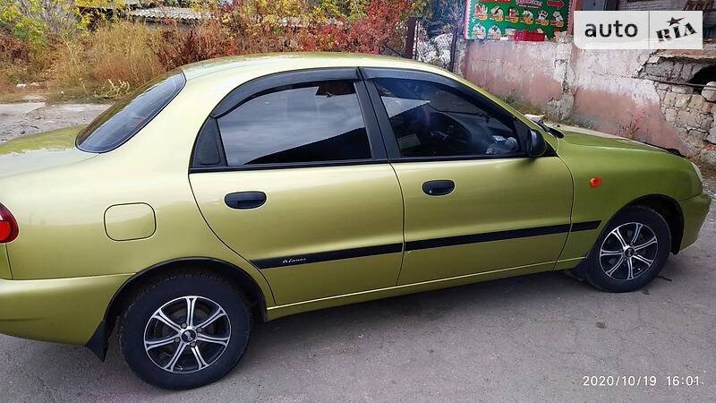Седан Daewoo Sens 2006 в Бахмуте